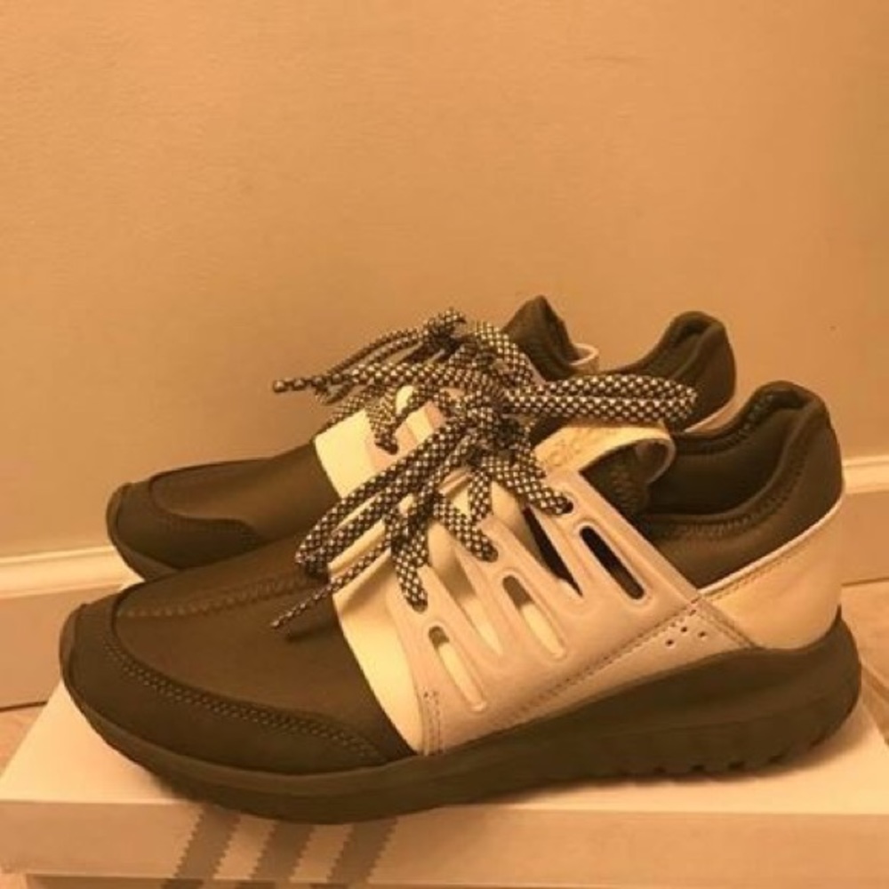 Adidas tubular